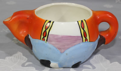 Base for a 'black face' Goebel juicer