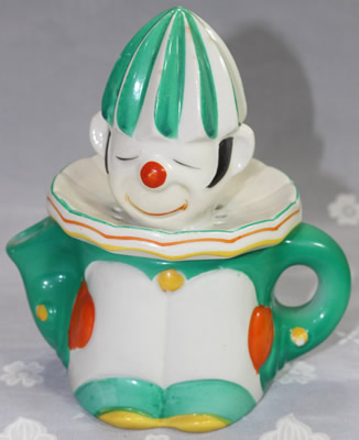 Green & white with orange & yellow 7" clown juicer