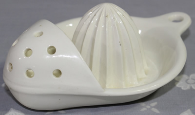 German white strainer juicer