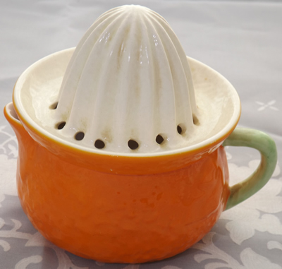 Squat Crown Devon Orange 'peel' and white juicer