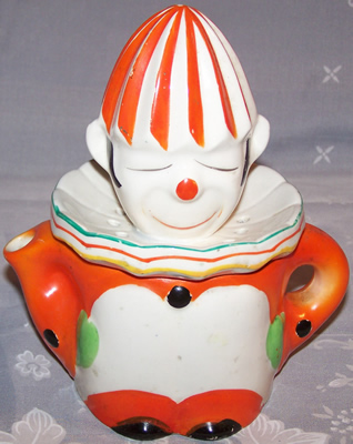 6¾" orange & white clown juicer