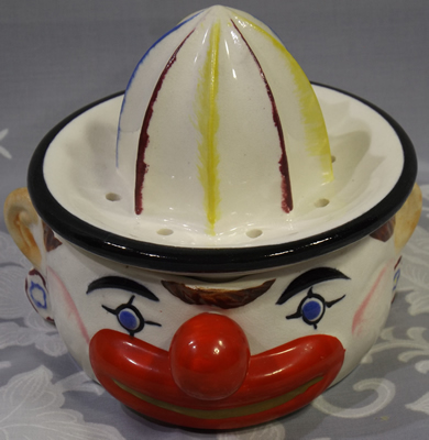 Multicoloured red lip clown juicer