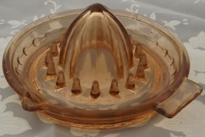 Amber glass with joined bead pattern juicer