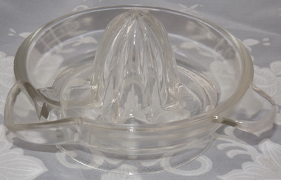 Cambridge Glass clear glass juicer