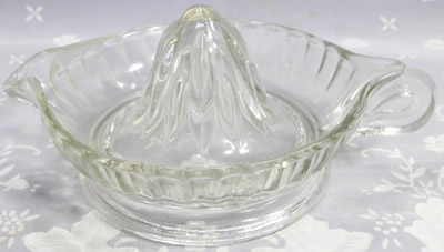 Clear solid handle Anchor Hocking Glass juicer