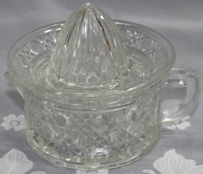 Brockwitz clear glass 2 piece jug like juicer