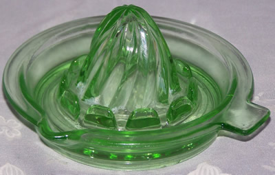Small green Hazel Atlas saucer spiral juicer