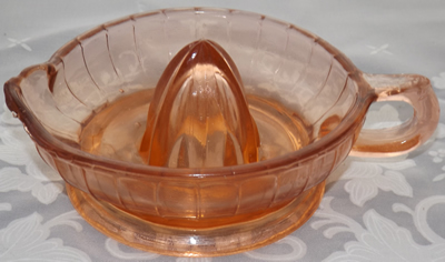 Pink glass juicer