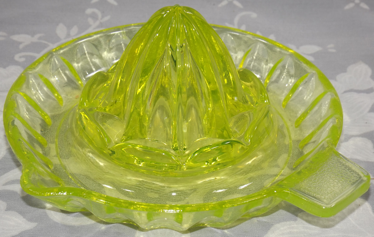 Uranium yellow saucer embossed reproduction juicer