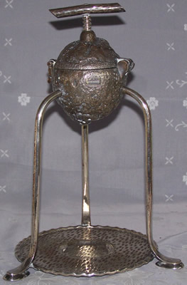 Hukin & Heath silver plate screw juicer