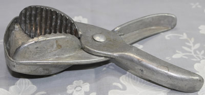 Taiwanese aluminium juicer squeezer