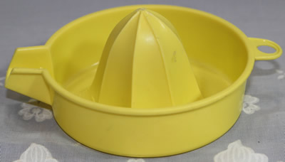 Yellow BIPA plastic juicer